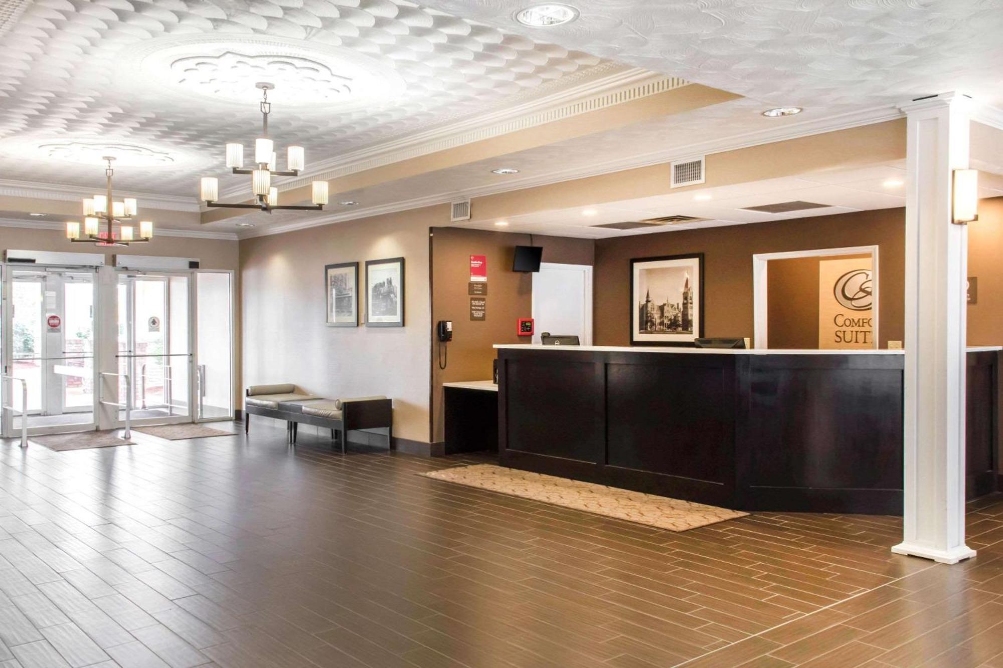 Comfort Suites Scranton Near Montage Mountain Buitenkant foto