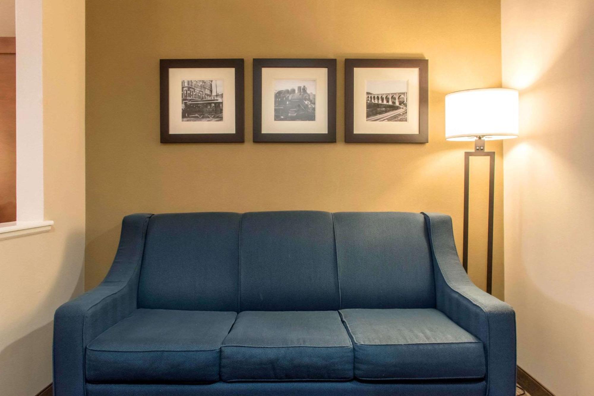 Comfort Suites Scranton Near Montage Mountain Buitenkant foto