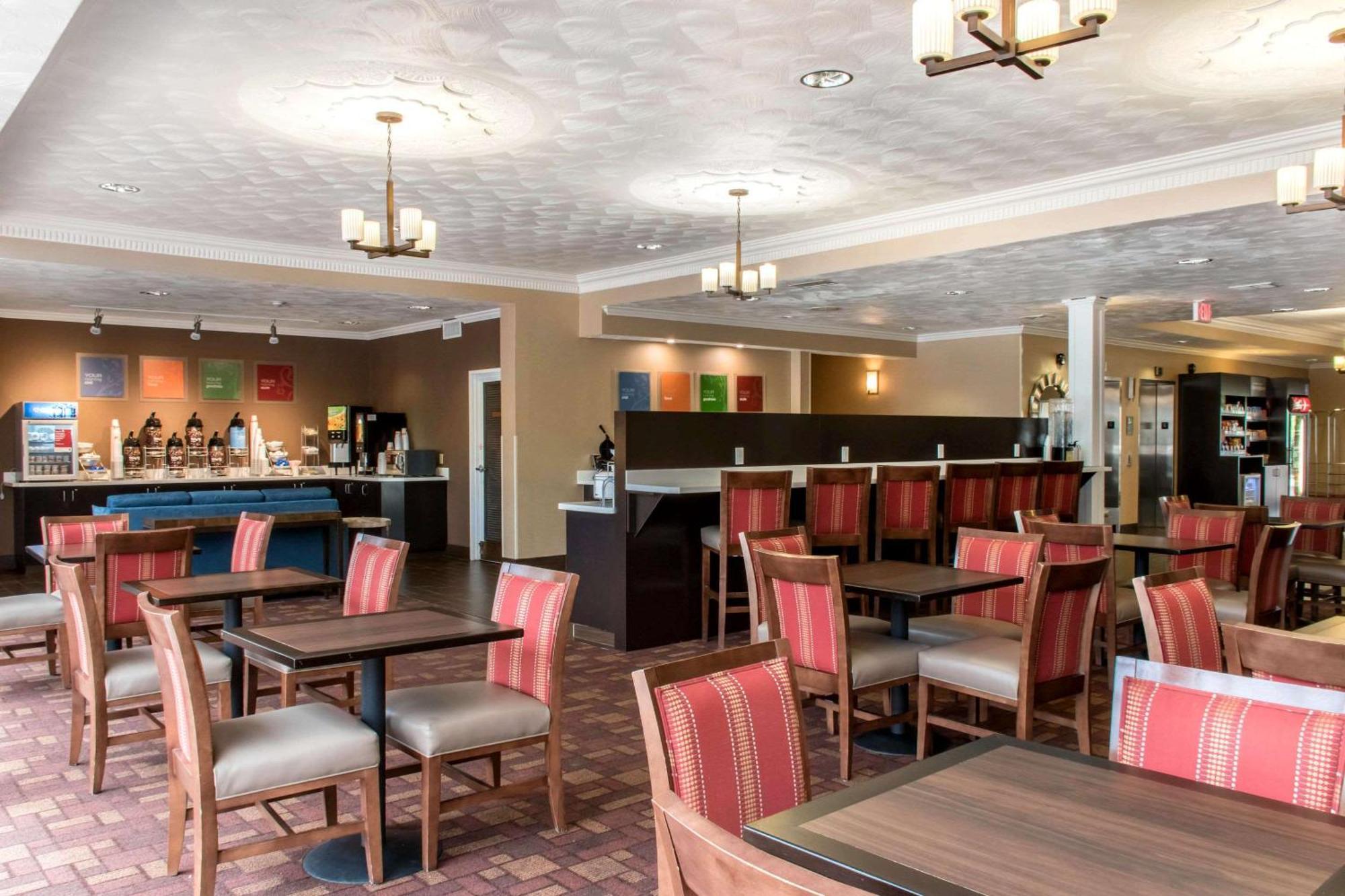 Comfort Suites Scranton Near Montage Mountain Buitenkant foto